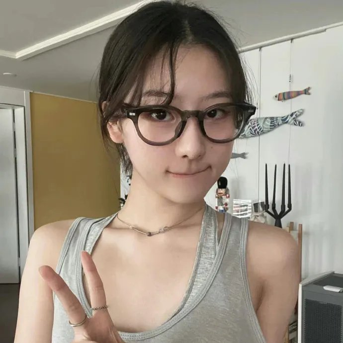爱琳海报